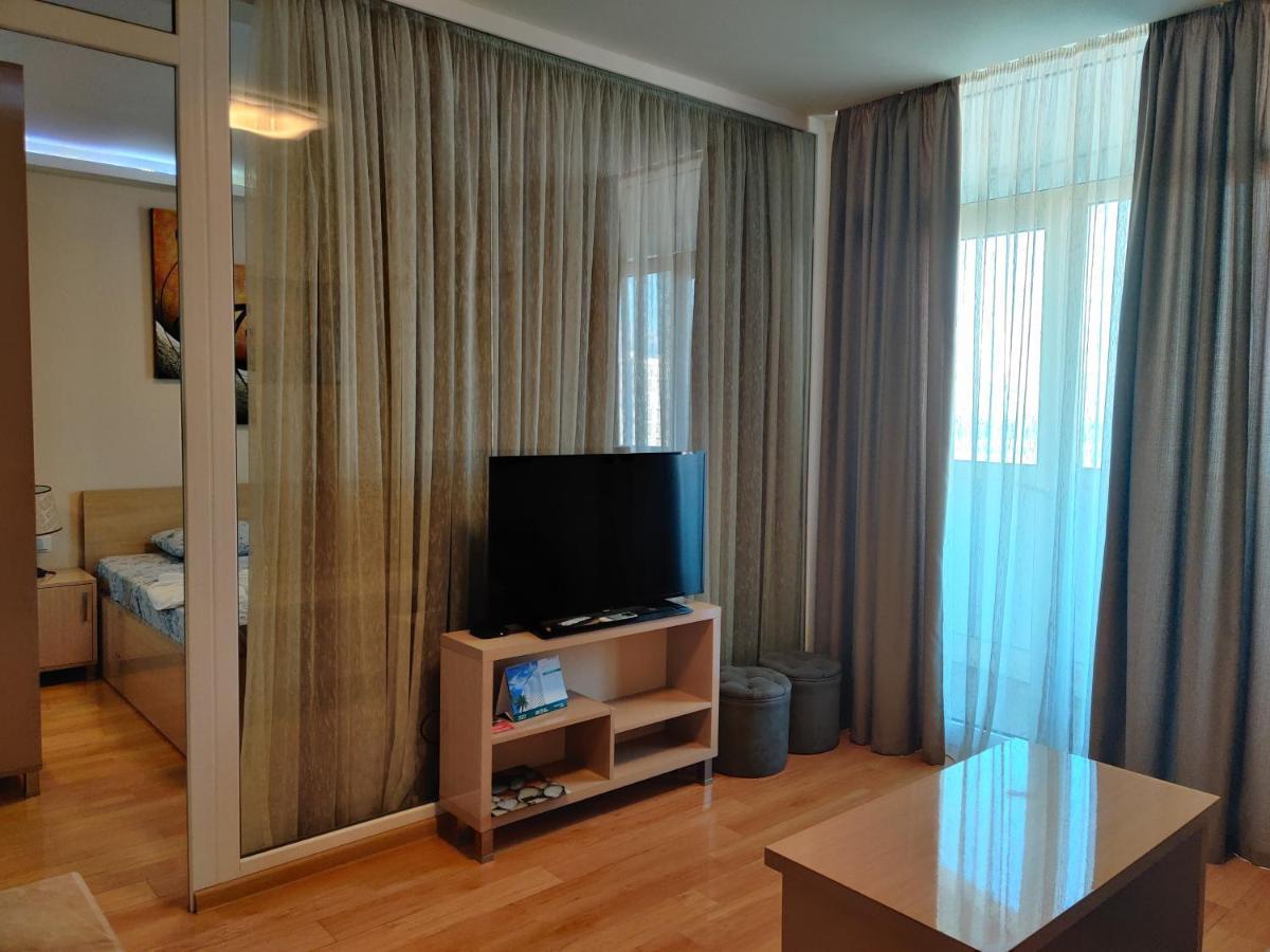 Black Sea Towers Batoumi Extérieur photo
