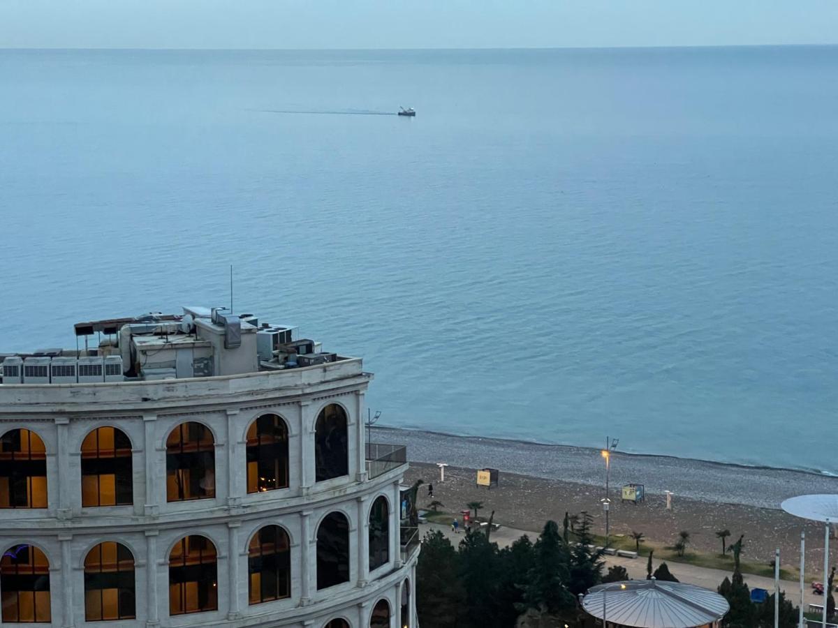 Black Sea Towers Batoumi Extérieur photo