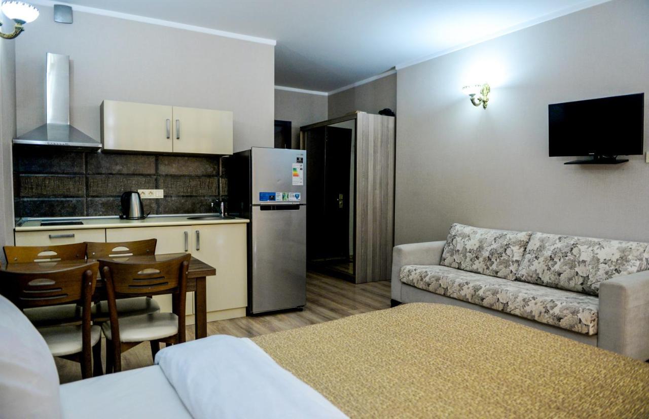 Black Sea Towers Batoumi Extérieur photo