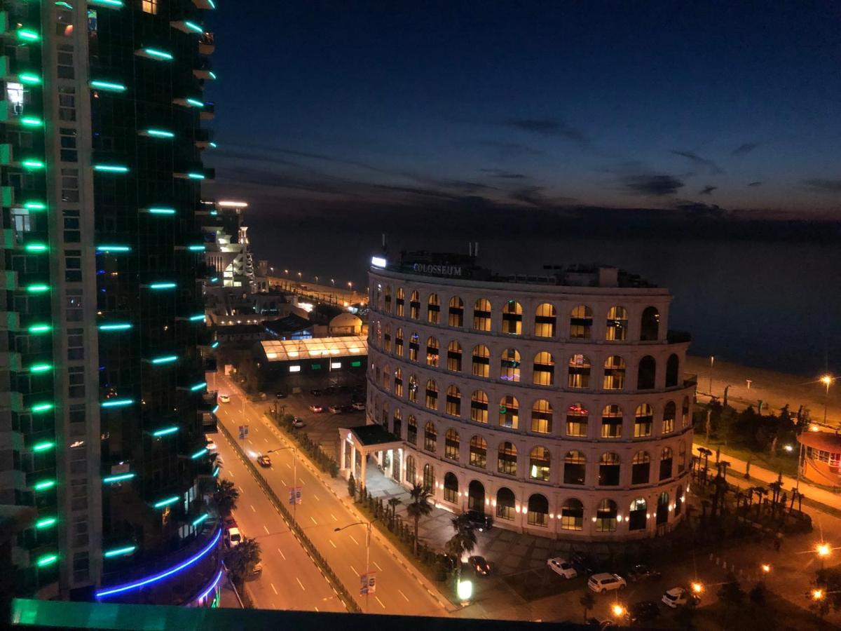 Black Sea Towers Batoumi Extérieur photo
