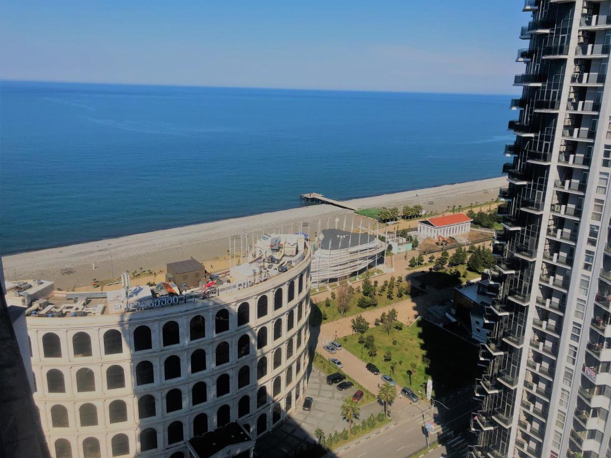 Black Sea Towers Batoumi Extérieur photo